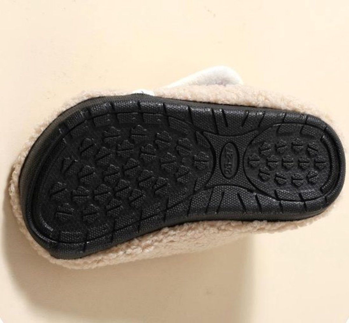 Blue children's cotton slippers with non-slip soles and soft lining, size 28/29, indoor winter warm house slippers for boys.