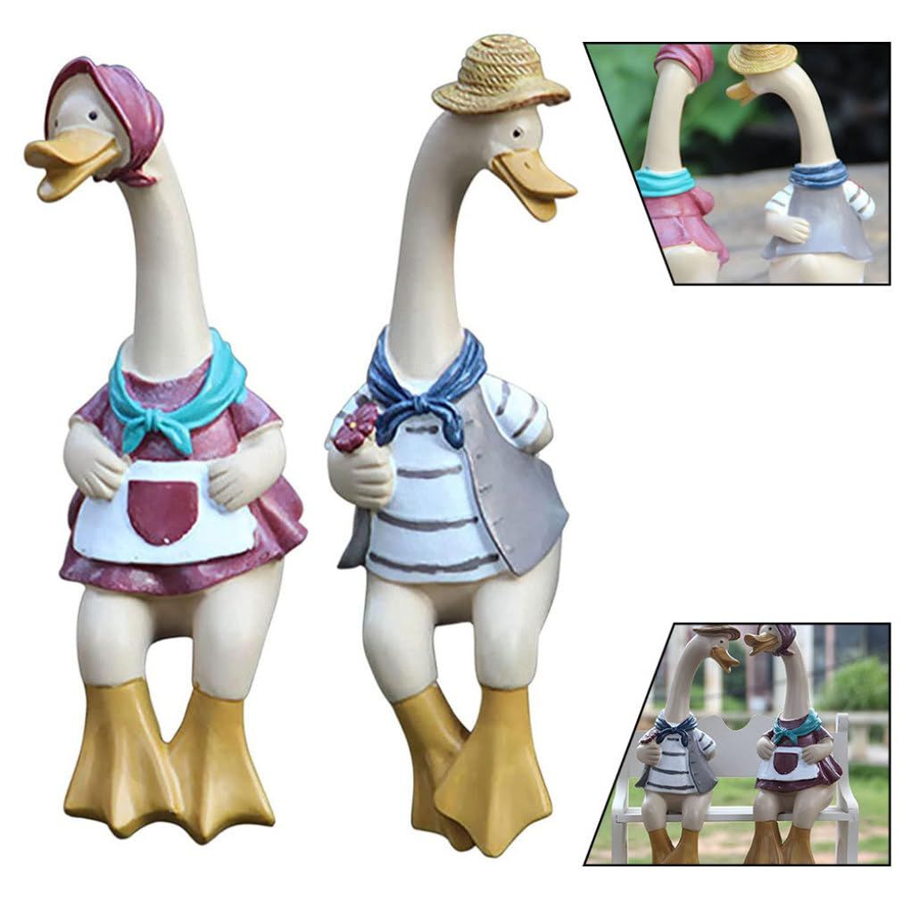 Resin garden statue of a duck couple outdoor yard decor, suitable for lawn and garden ornamentation.