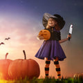 Two plastic Halloween prank knives with bloody details, suitable for kids' pretend play Halloween costume and party game scenarios.