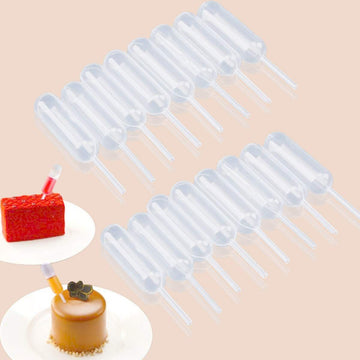 Set of 50 plastic cupcake pipettes with 4ml capacity, squeeze droppers for liquid injection in baking and feeding applications.