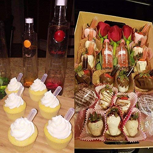 Set of 50 plastic cupcake pipettes with squeeze droppers, 4 ml, for liquid transfer in baking and baby feeding activities.