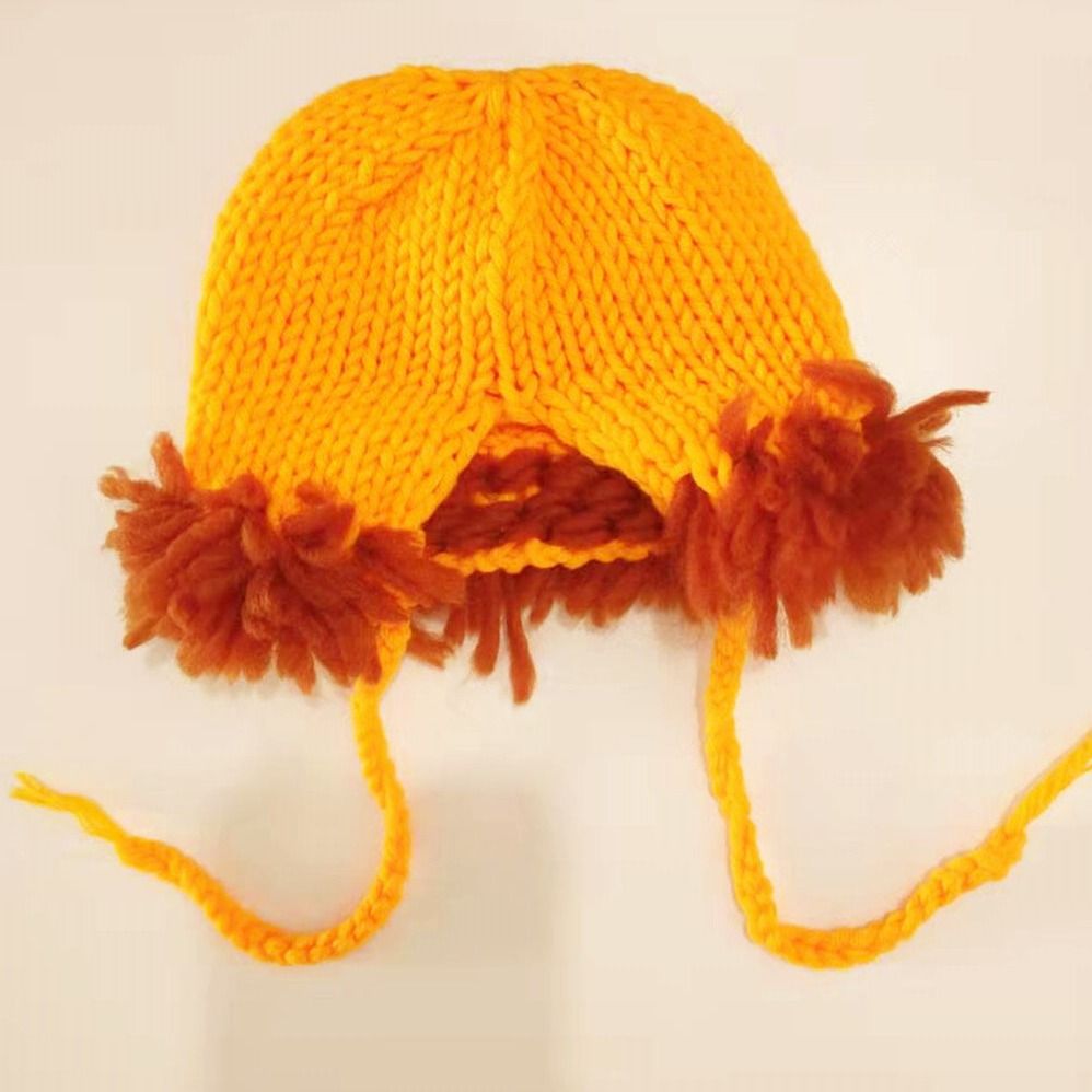 Handmade crochet newborn photography outfit for baby boy or girl, featuring a knitted costume set for infant photo shoots.