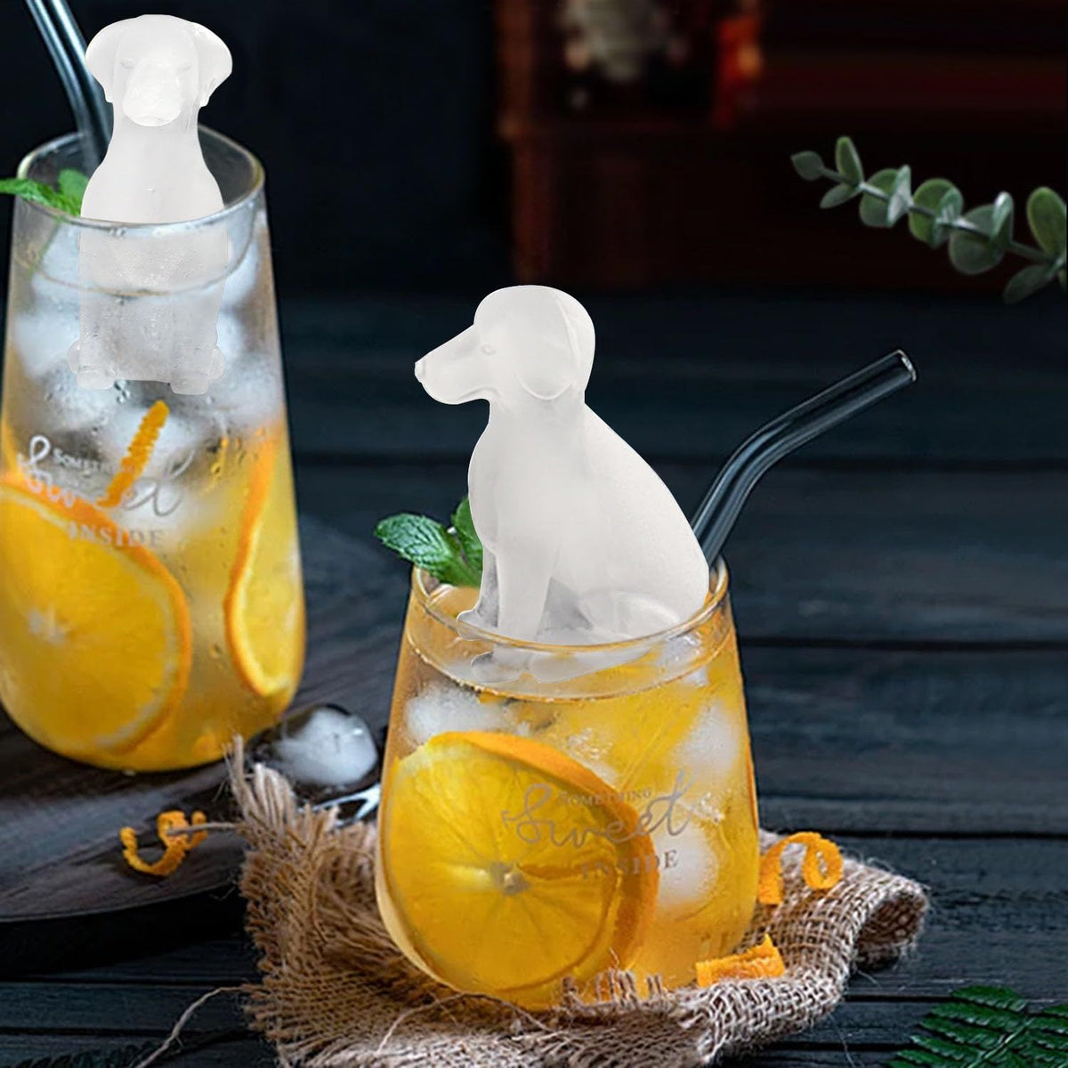 Labrador dog-shaped silicone ice cube mold with four cute dog-shaped ice balls for whiskey or drinks.