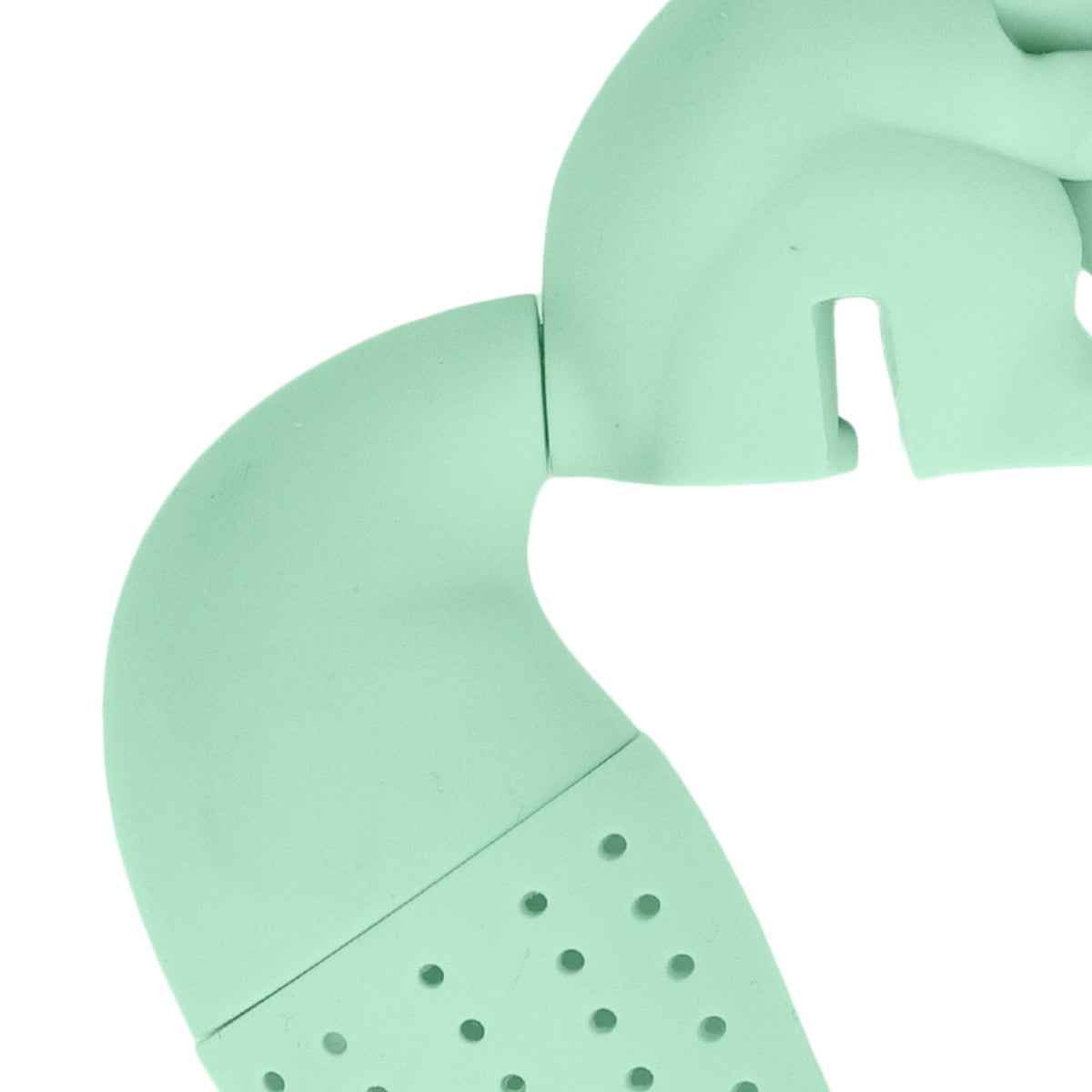 Green silicone squirrel-shaped tea infuser filter, cute squirrel design for brewing tea, ideal for tea lovers and eco-friendly use.