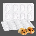 Silicone mouse-shaped mold with 8 cavities for baking cake, jelly, or chocolates, ideal for pretend play and baking fun.