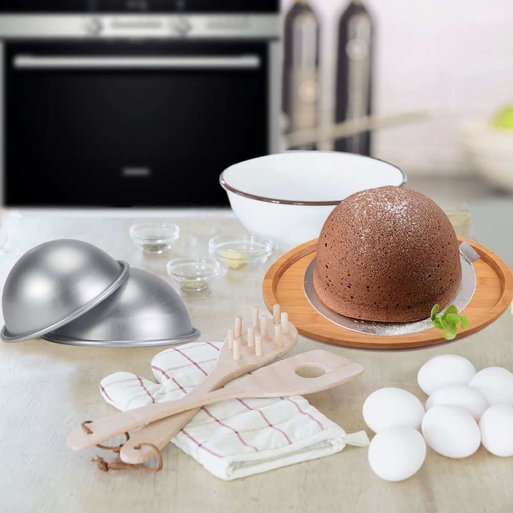 Aluminum 9cm semicircle mold for baking and dessert shaping, perfect for chiffon cake, pudding, and creative baking projects.