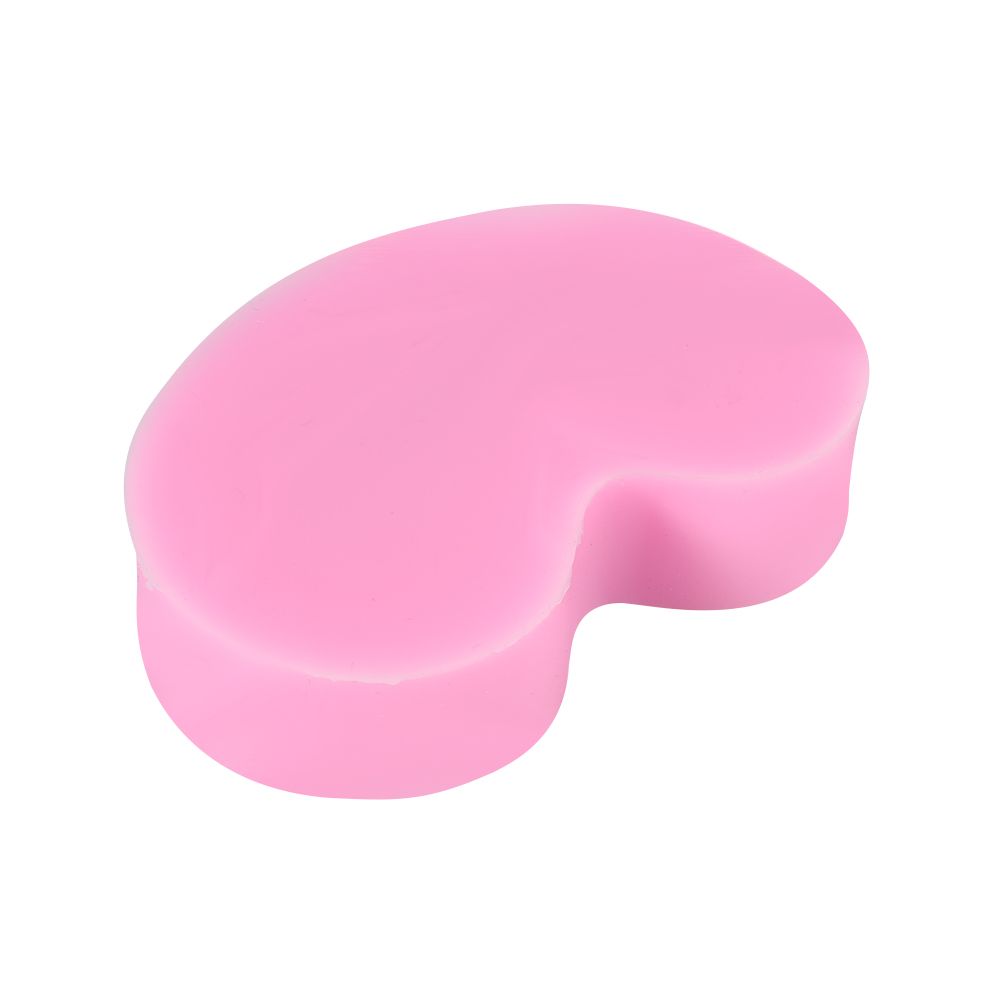 3D fish-shaped silicone fondant mold for cake decorating, used for chocolate and sugarcraft, by Everything Baby.
