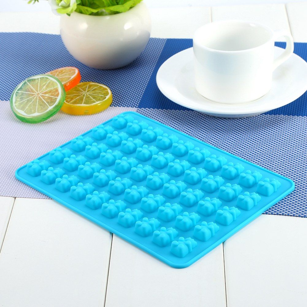 Silicone bear-shaped gummy maker tray for candies, chocolates, and ice, designed for baby and kids feeding and baking.