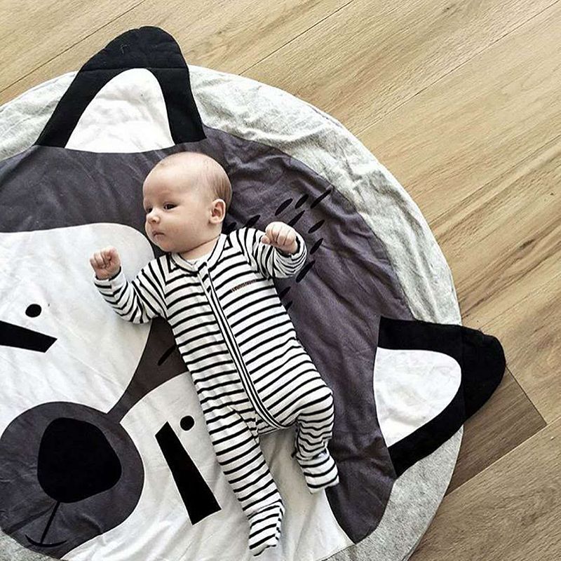 Colorful cartoon animal cotton play mat for babies and kids, ideal for crawling and pretend play activities.