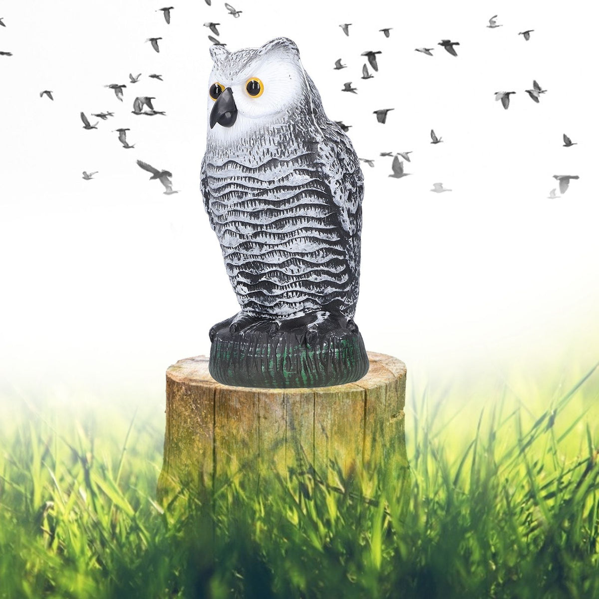 Plastic hunting fake owl decoy for outdoor gardens and yards to deter pests, designed for outdoor garden pest control.