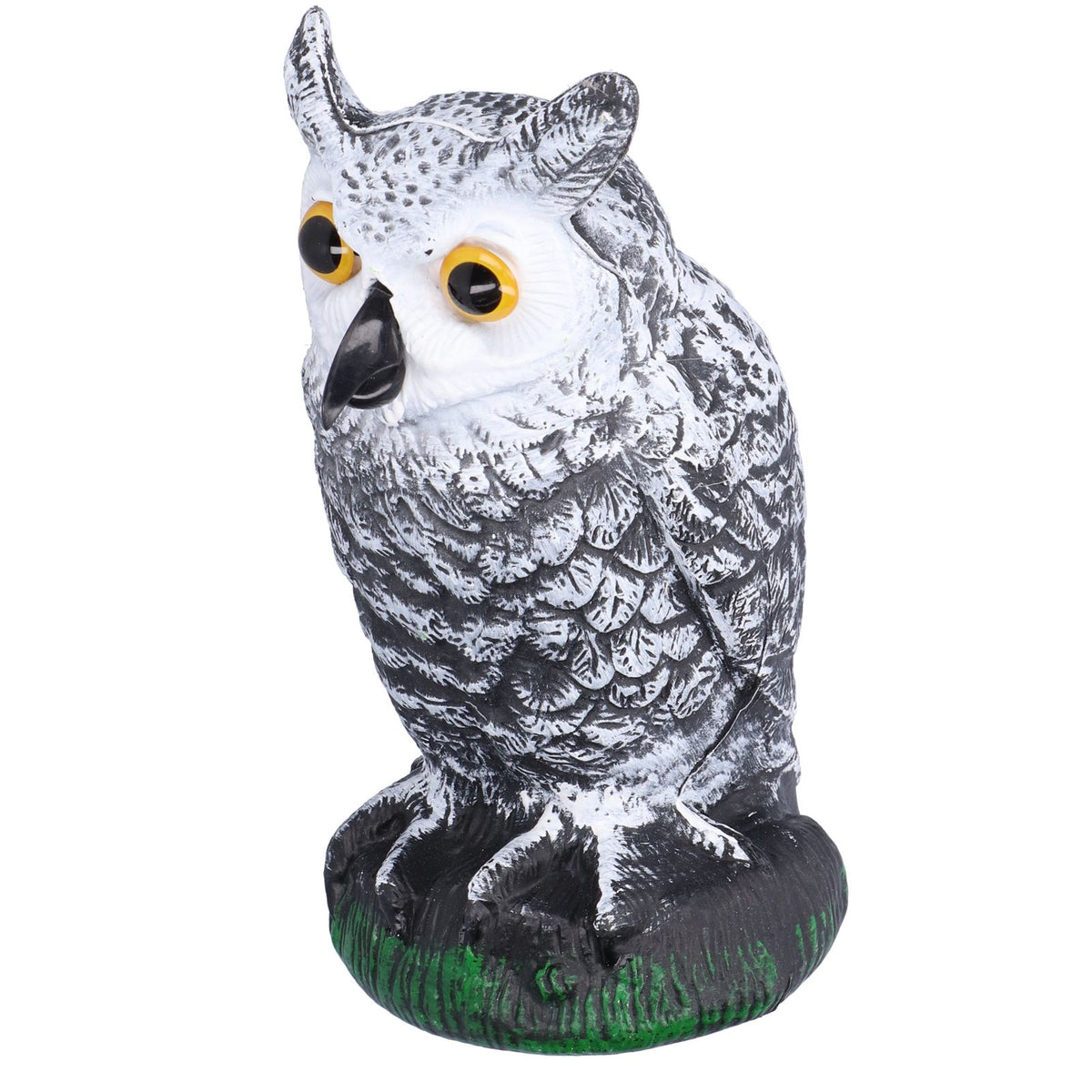 Plastic hunting fake owl decoy for outdoor gardens, yard ornaments, and pest deterrent, designed to scare away pests effectively.