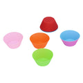 Set of 8 silicone baking cups, 7cm, heat-resistant, reusable round cake molds for baking and kid-friendly cooking.