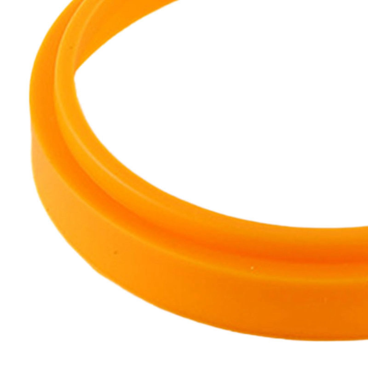 Round orange silicone egg ring for easy-to-clean, reusable frying, perfect for making pancakes, fried eggs, and breakfast sandwiches.