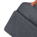Black reusable insulated lunch bag for women and men, leakproof and freezable thermal food handbag for office, picnics, and outdoor trips.