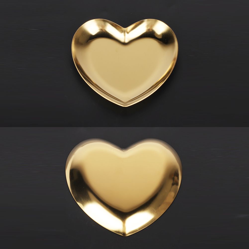 Gold stainless steel heart-shaped plate tea tray and jewelry organizer, ideal for baby and kids nursing and feeding accessories.