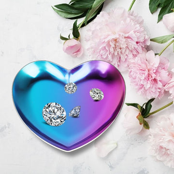 Colorful stainless steel heart-shaped tray for tea, fruit, jewelry, and cosmetics, ideal for baby and kids nursing and feeding accessories.