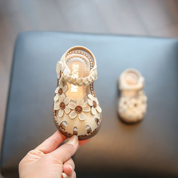 Kamai bear Baby Girl Summer Sandals Soft Sole Velcro Beige The inner length of the 30-size shoe is about 19cm