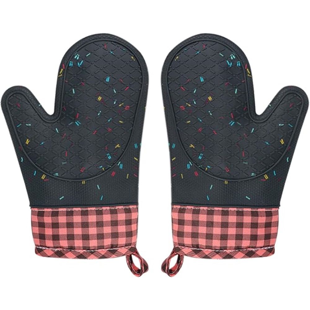 Pair of pink silicone oven mitts with cotton lining, non-slip baking mittens, ideal for cooking and kitchen decor, 2-piece set.