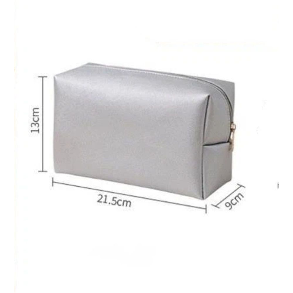 Large waterproof toiletry bag by Everything Baby, foldable travel organizer for men and women, suitable as a kid's backpack alternative
