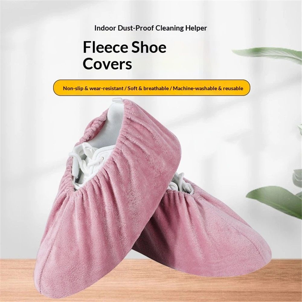 Two pairs of washable slip-on shoe covers for boys' shoes, compatible with fitness and hockey slideboards, size 37-42.