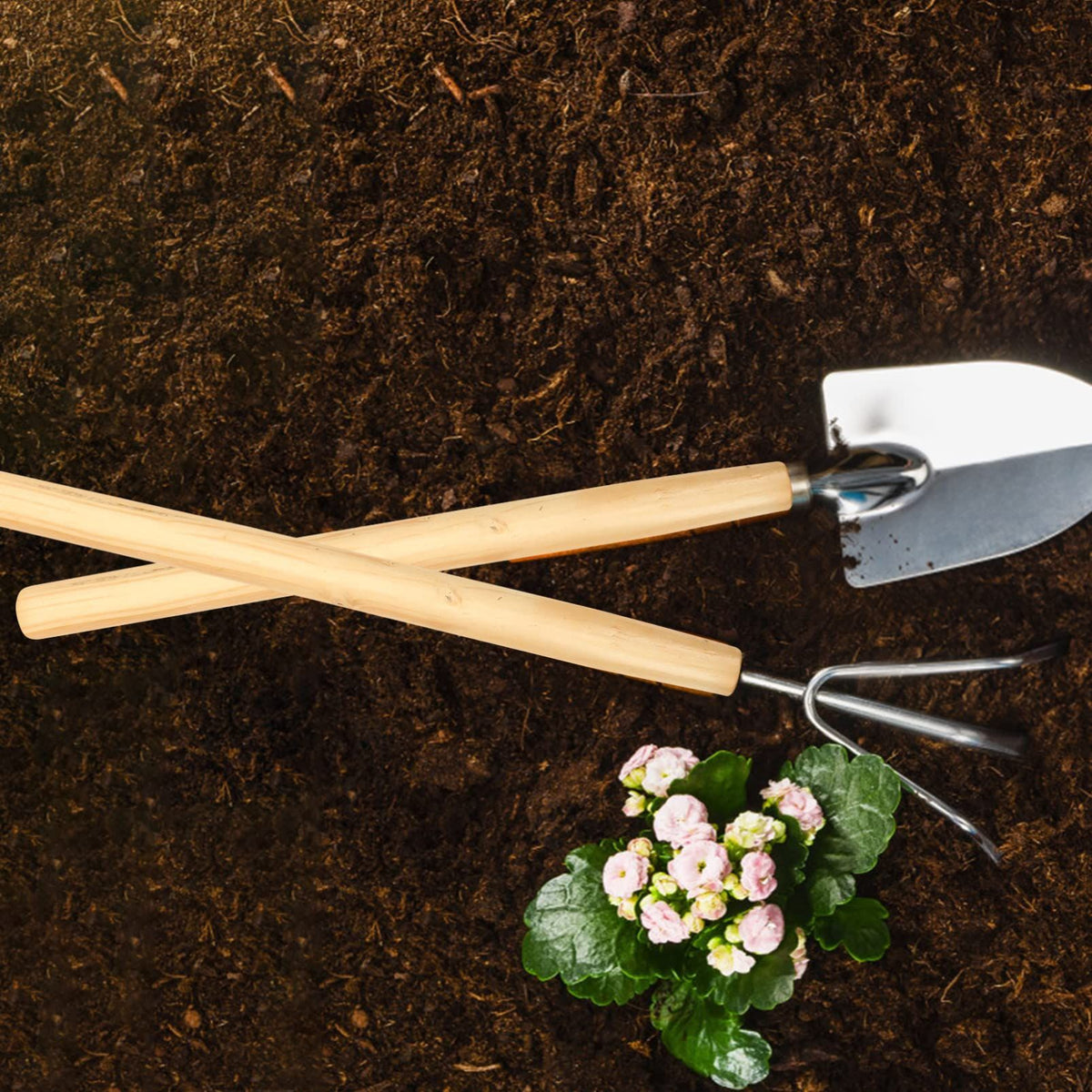 Two hardwood wooden handles for garden sickles and shovels, 30cm length, suitable for outdoor landscaping and garden tools.