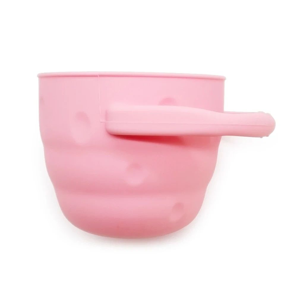 Set of 10 collapsible silicone snack cups for toddlers and babies with lids, ideal for on-the-go nursing and feeding.