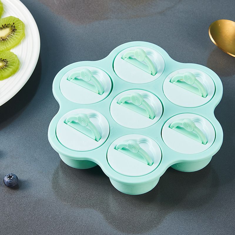 BPA-free collapsible 7-cavity ice pop molds from Everything Baby, ideal for making DIY ice lollies for kids and adults