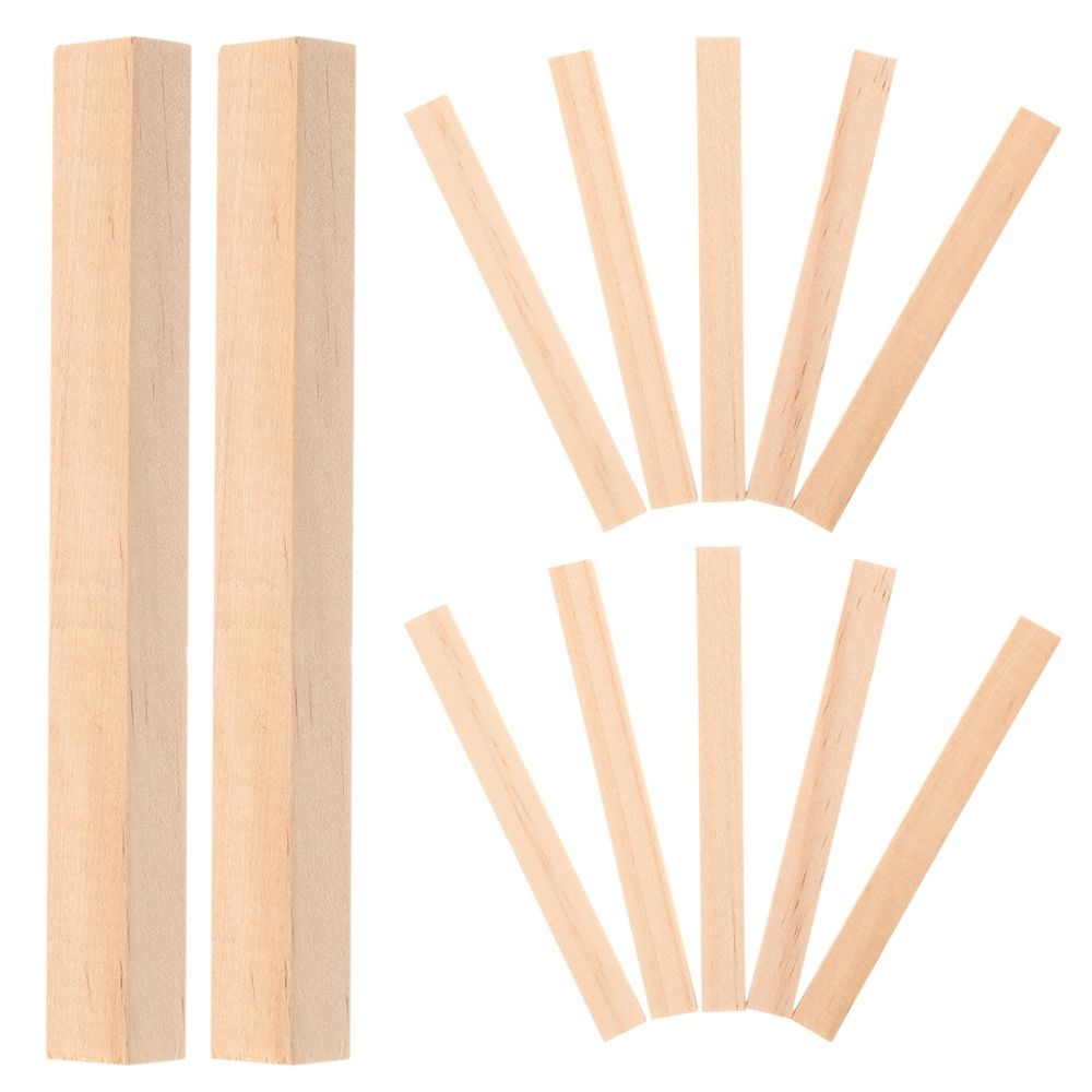 Set of 30 unfinished wood dowel rods for crafts and projects, beige sticks ideal for kids' building toys and artistic decorations.