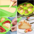 Silicone scone pan with triangle-shaped molds for baking mini scones, non-stick, ideal for baking and feeding preparations.