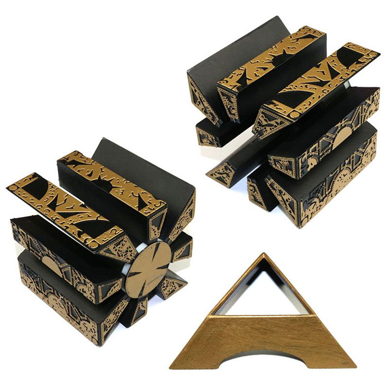 Detachable puzzle box by Everything Baby with deformation lock and base, designed for kids' building and problem-solving play.