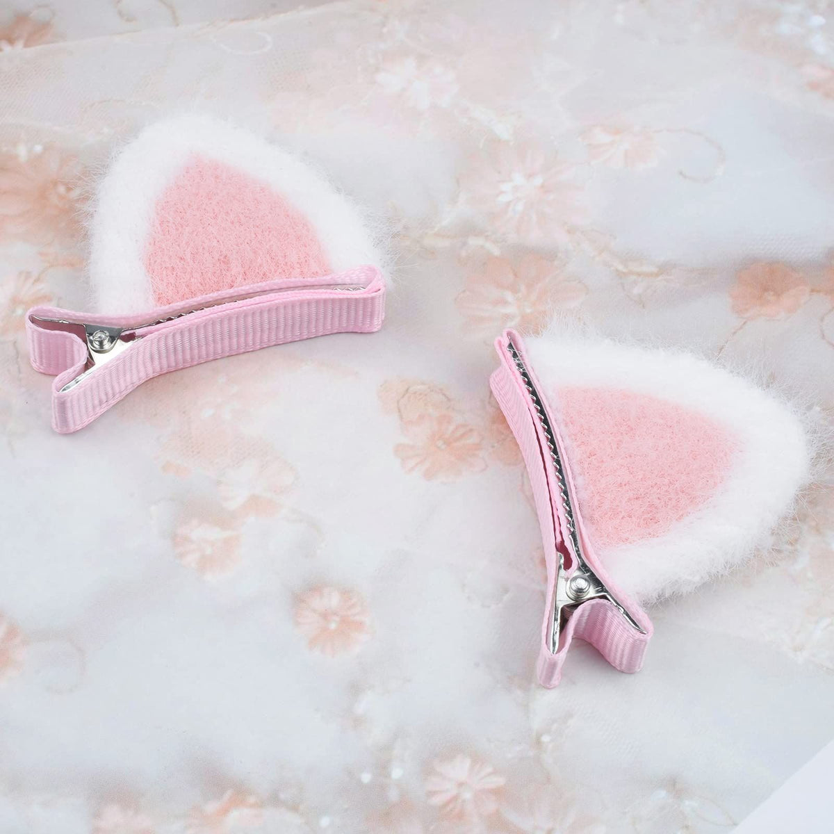 Baby girl cat ears hair clips and bow barrettes in pink and white, alligator clips for toddler and teen hair accessories.