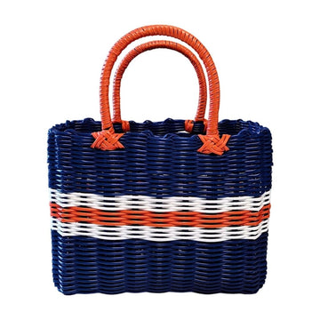 Imitation rattan basket with handle for fruit, vegetables, or picnic, made of woven straw, portable for outdoor use.