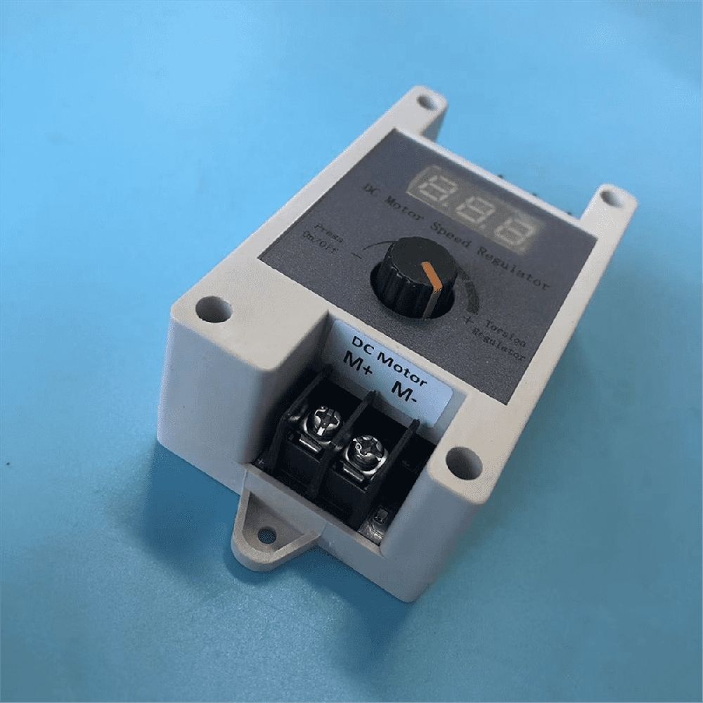 Wireless remote control DC motor speed regulator switch for 12V/24V telescopic linear actuators and cycle motors.