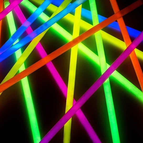 15 GLOW STICKS Party Light Glow In The Dark Rave NECKLACE Disco Bulk